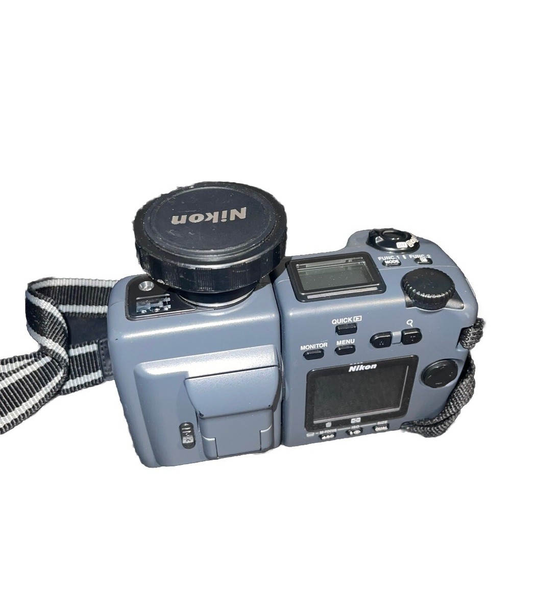 Nikon Coolpix 995 E995 Nikkor Zoom 2.6-5.1 8-32mm With Case And