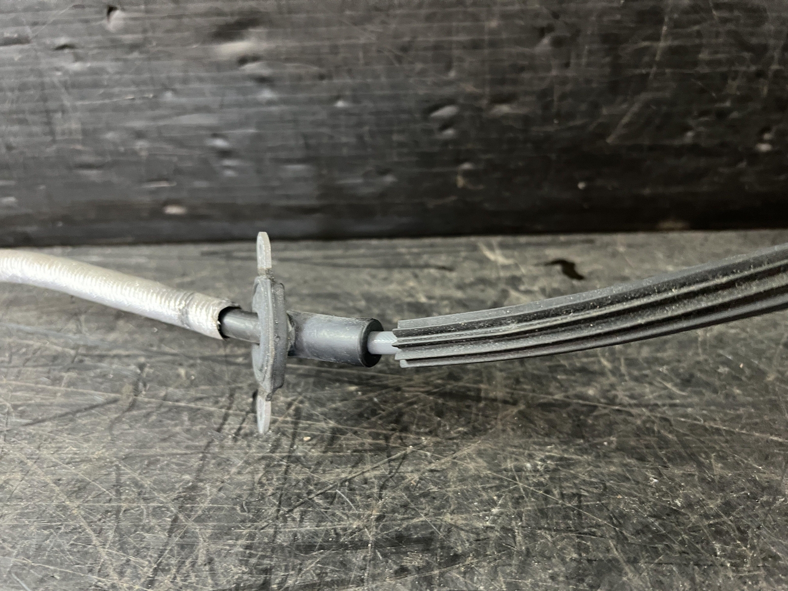 09-11 MASERATI GRANTURISMO AUTOMATIC FLOOR SHIFTER GEAR SELECTOR