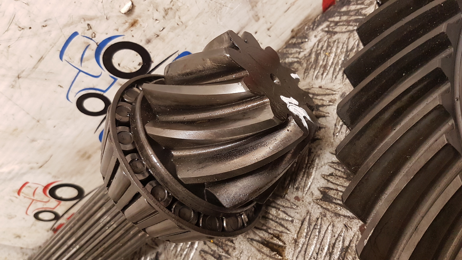 New Holland Fiat TM 130 Rear Axle Bevel Gear 10/43 5162572 