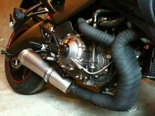 Sisemi di scarico completi neri per auto tuning ed elaborate