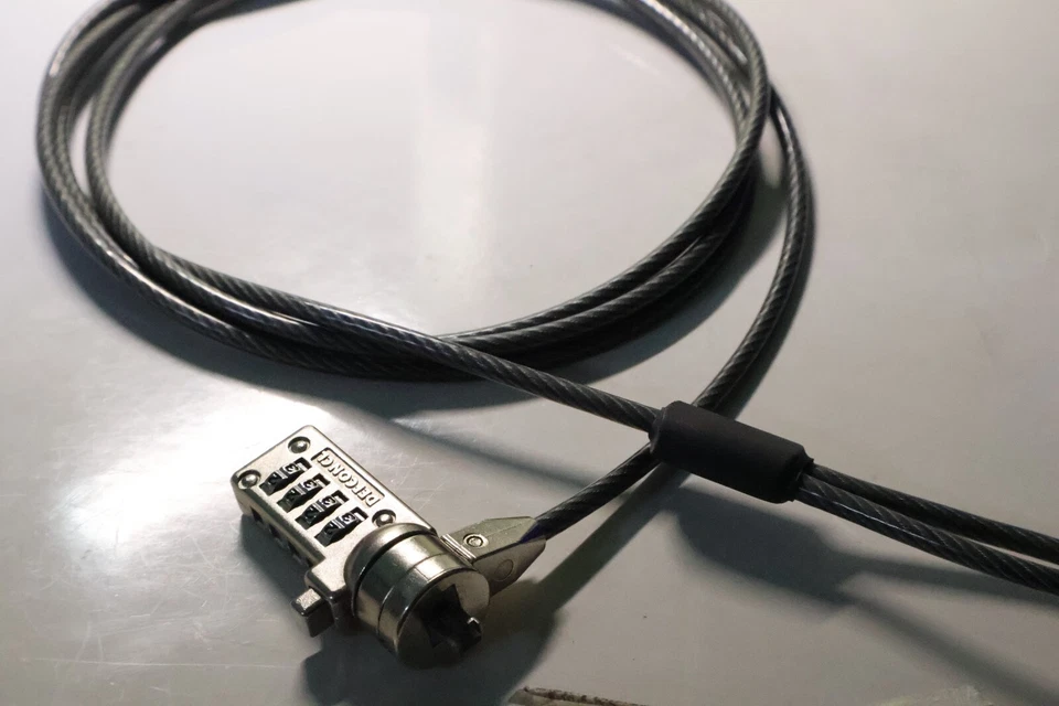 Targus 4-Digit Laptop Cable Lock: Ultimate Security Solution - Image 3 of 3