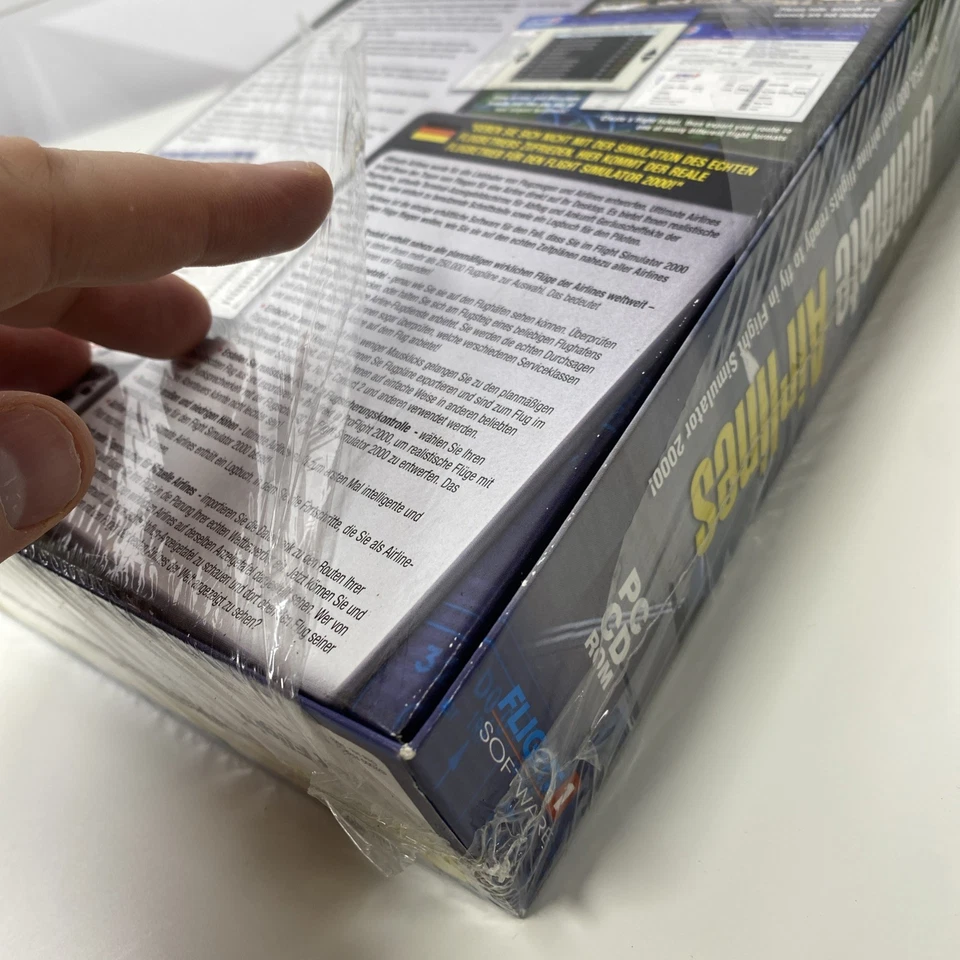 Rare Ultimate Airlines EXP Microsoft Flight Simulator 2000 BIG BOX  SELAED - Image 4 of 4