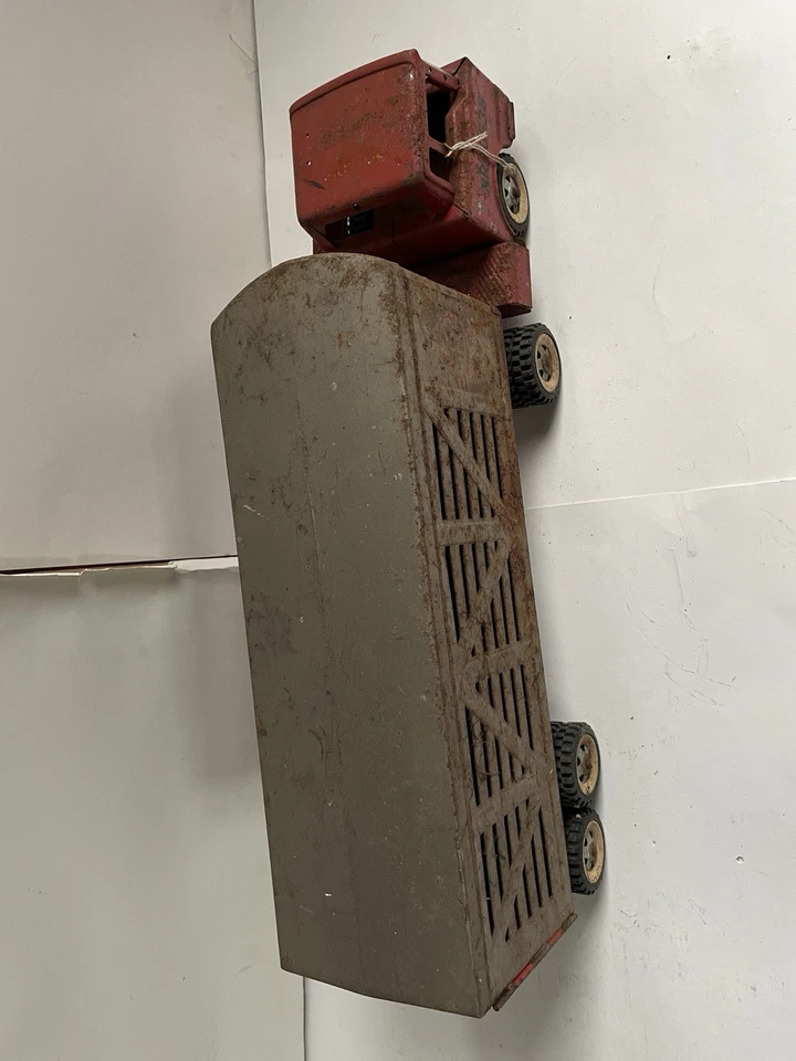 Vintage Structo Pressed Steel Livestock Semi &trailer (16) - Image 2 of 4