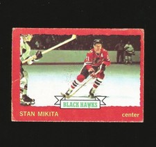 1973-74 OPC Hockey O Pee Chee Dark Back 6 Stan Mikita Chicago BlackHawks #6