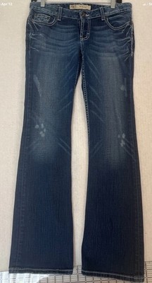 BKE Stella Stretch Bootcut Jeans Women s 28x31.5 Med. Wash Distressed Frayed Hem