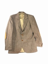Vintage Tweed Men  s Blazer Satin Lined Wooden Buttons And Suede Accents