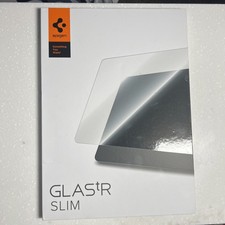 Spigen Glas.tR SLIM Screen Protector for MacBook Air M3 / M2 13.6 inch
