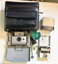 Vtg Polaroid 103 Land Camera w/ Case Flash Bulbs Close Up Attachment Manuel