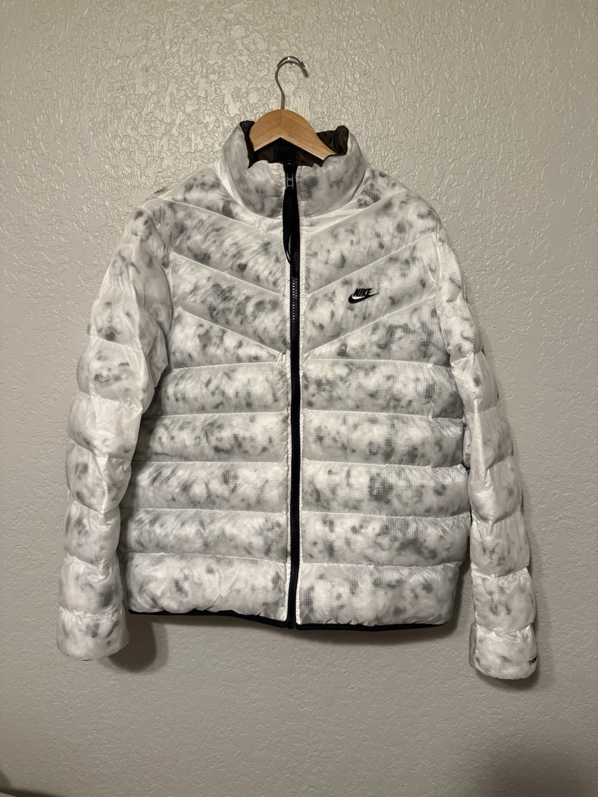 Nike Sportswear Reversible Therma-FIT Repel Puffer Jacket Brown size Large
