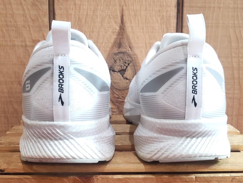 Brooks Levitate 6 Wht Oyster/Mushroom Grey Running Shoe 1103951D-126 Men10 Med D Brooks Levitate 6 Bright White Oyster Mushroom for sale | eBay main image 3