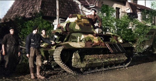1/35 Built WWII French FCM36 Light Tank 3D Printed Model - Picture 23 of 23