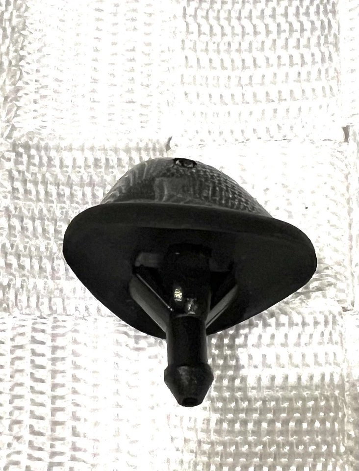 Grand Wagoneer Rear Washer Nozzle Replacement 1989-1991 For Jeep - Image 3 of 4