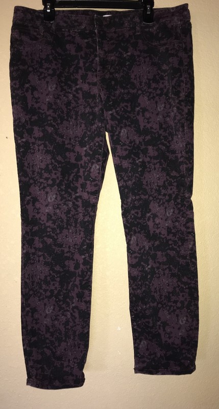 CAbi Women’s Twilight Camouflage Camo Purple Jeans Size 16 Style #159