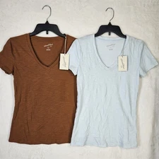 Universal Thread 2pk Slim Fit Short Sleeve V-Neck T-Shirts Women X-Small