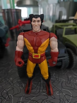 Toybiz 1991 Marvel Uncanny X-Men WOLVERINE Snap Out Claws 4.25'' Action Figure