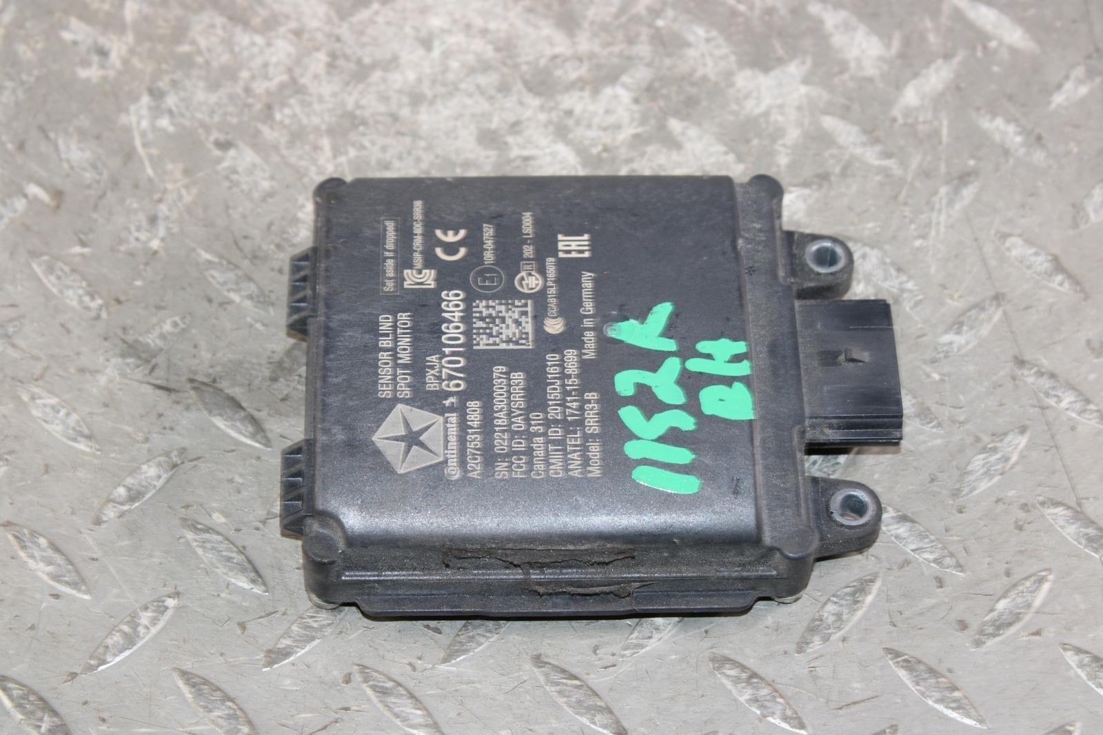 Maserati Ghibli 2017-2022 Radar sensor P/N 670106466