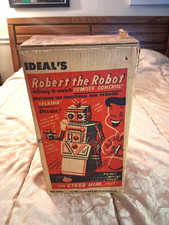 Vintage IDEALS Robert the Robot with Remote Control and Original Box 4049