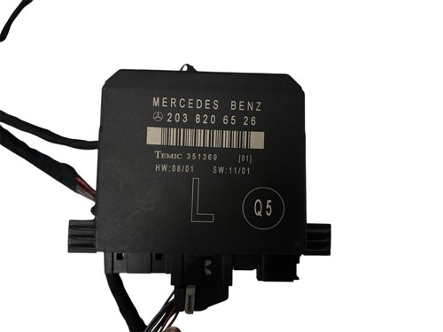Mercedes C-Klasse W203 Türsteuergerät Steuermodul hinten links 2038206526