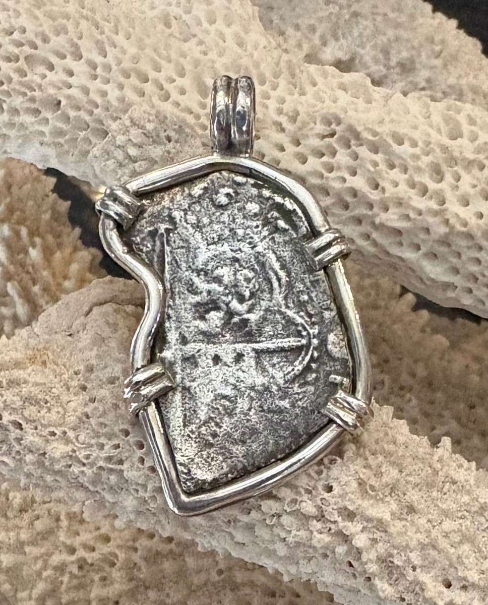 Sao Jose Shipwreck Coin Pirate Spanish Piece of Eight Authentic 4R