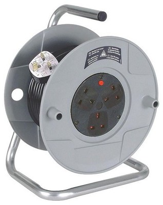 BRENNENSTUHL - AK260 25m 3 Socket Cable Reel, 13A