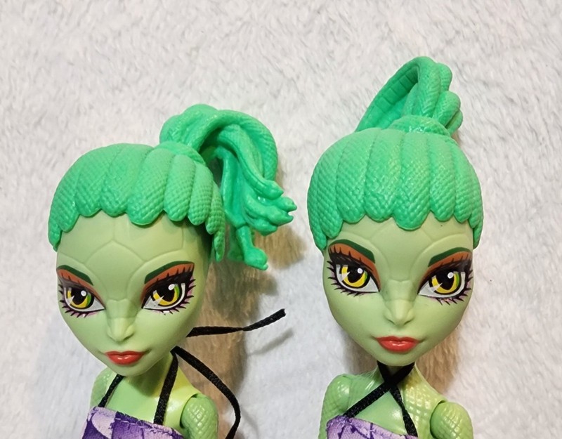 Monster High Mattel Create A Monster Green Lizard Snake Gorgon Girl Lot Of 2