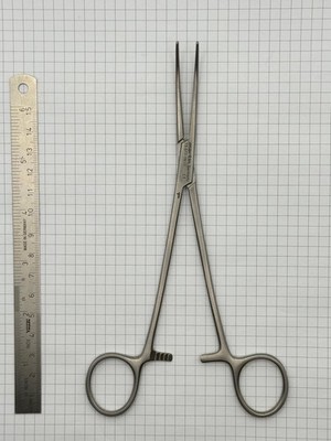 KLS MARTIN 13-577-19 Präparierklemme, nach Kelly, Figur 1, leicht gebogen 19cm 