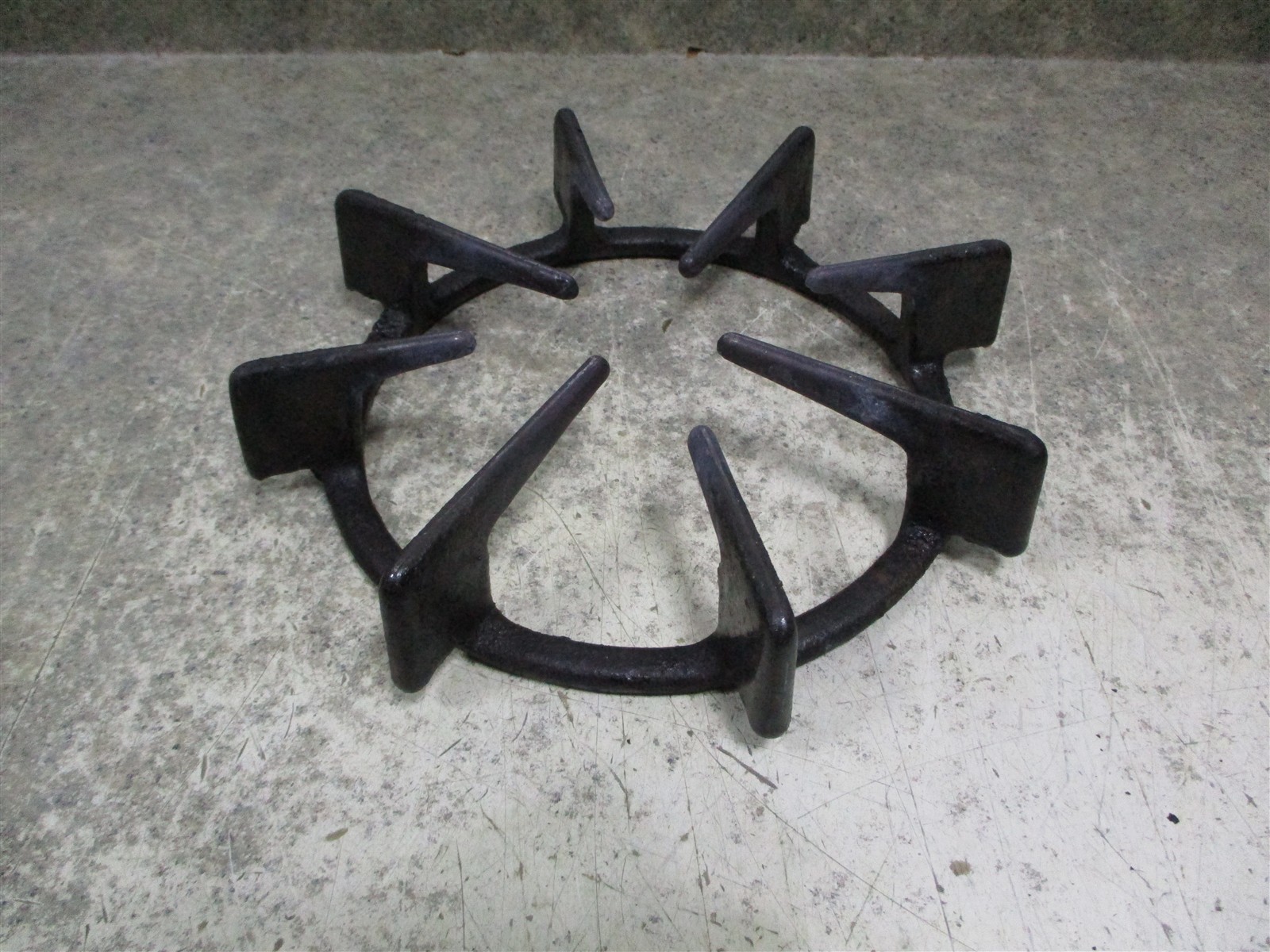 Kenmore Range Burner Grate Chipped Part # Wb31T10004