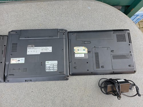 4 x Laptop Konvolut /HP /Asus/ Toschiba /Fujitsu/Siemens ungeprüft Teile - Bild 8 von 14