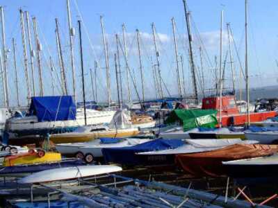 Photo 6x4 Yachts on Shoebury Common Cambridge Town Hundreds are moored he c2006