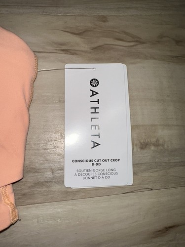 Athleta Conscious Cut Out Crop Sports Bra Coral / Peach Sz D-DD - Picture 3 of 4