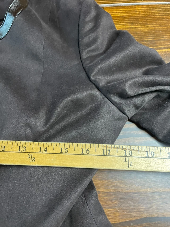 Petite Sophisticate Jacket, Womens Size Petite 8, Brown, Shoulder Pads, Full Zip - Image 4 of 4