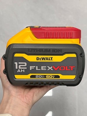 1 Pc DEWALT FLEXVOLT 20V/60V MAX* 12Ah Lithium-Ion Battery DCB612 ﻿