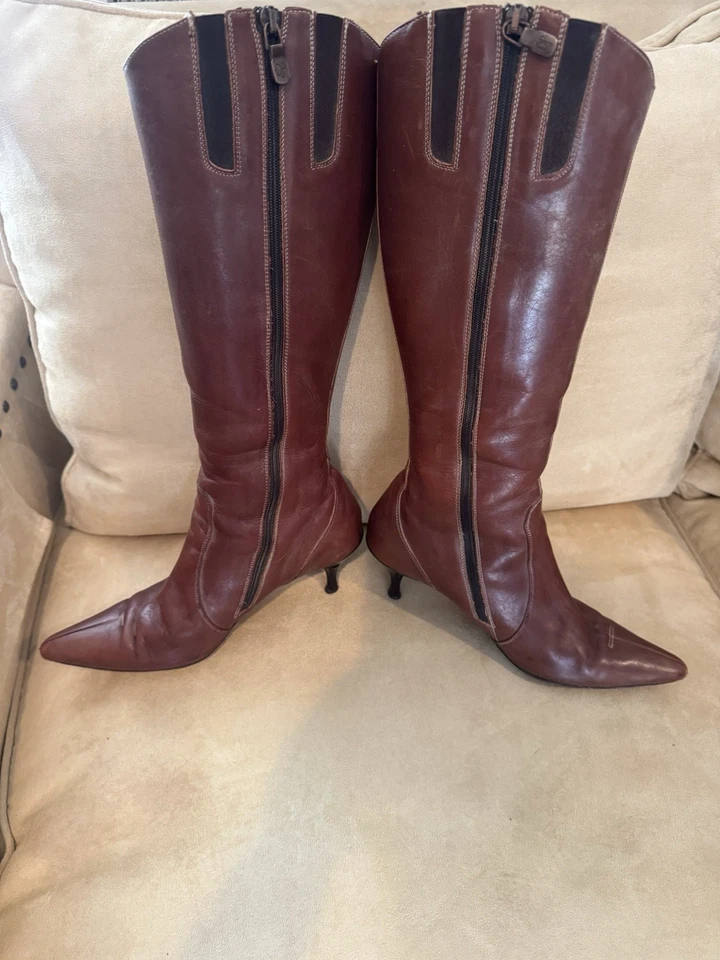 Donald J Botas de Couro Pliner Devi Alto Joelho Alto Feminino 6.5 Castanho Castanho - Imagem 3 de 4