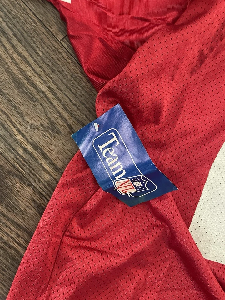 Camiseta Deion Sanders Deion Marca Wilson De Colección ¡NUEVA CON ETIQUETAS! Sin defectos. M - XXL NFL Foto 3 de 4