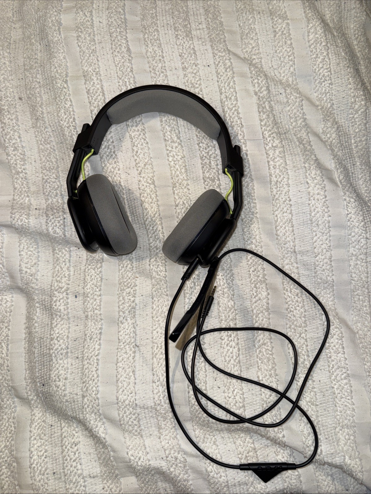 Astro A10 Wired Gaming Headset Used Once Excellent Condition