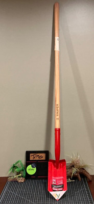 Truper 33095 Tru Pro Califoria Trenching Shovel Ash-Wood Handle 47inch Size 5'' 