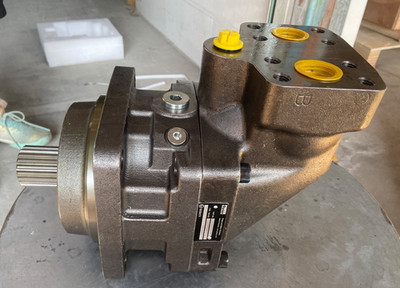 ONE NEW Hydraulic Motor F12-125-MF-IV-D-000-0000-P0 3786589