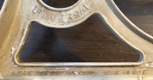 Vintage LF&C Universal Cast Aluminum Hand Press Juicer Commercial - Picture 8 of 8
