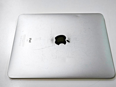 Apple iPad 1. Generation 16 GB   A1219   ohne Zubehör   für Bastler