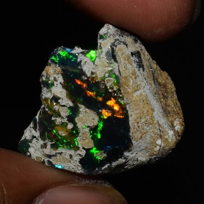Glatter schwarzer Opal grob 15,00 kt natürlicher äthiopischer Welo Opal roh, ...