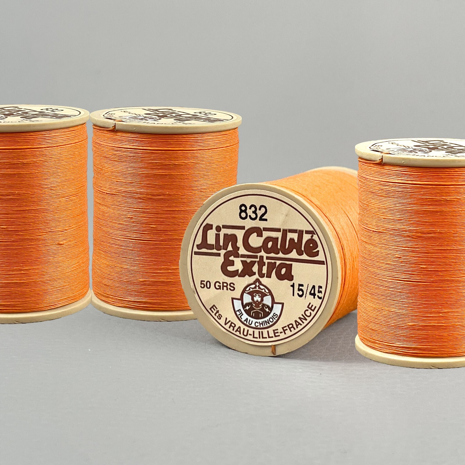 Fil de maroquinerie lin câblé 832 au chinois marron pour couture cuir cuivré