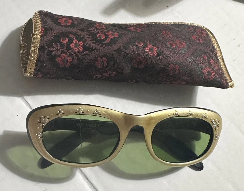 Vintage 1950s Etched Rhinestones Cat Eyes Sunglasses w/Case (As-Is) Gold/Black — 第 3/4 张图片