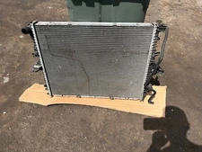 2008 Audi Q7 4.2 FSI MAHLE BEHR Radiator 7L0121253A OEM