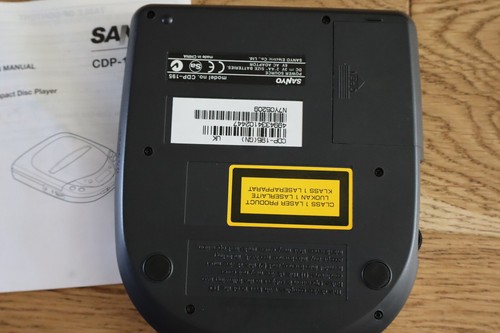 ORIGINAL SANYO CDP-195 PORTABLE CD PLAYER WITH BASSXPANDER WORKING - Picture 4 of 4