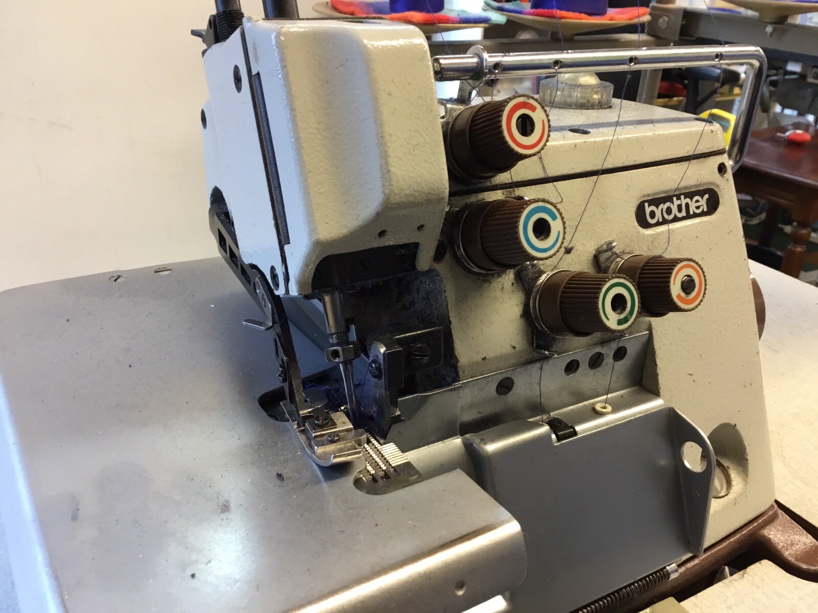 Brother EF4B531 Industrial 4/3 Thread Overlocker Sewing Machine eBay