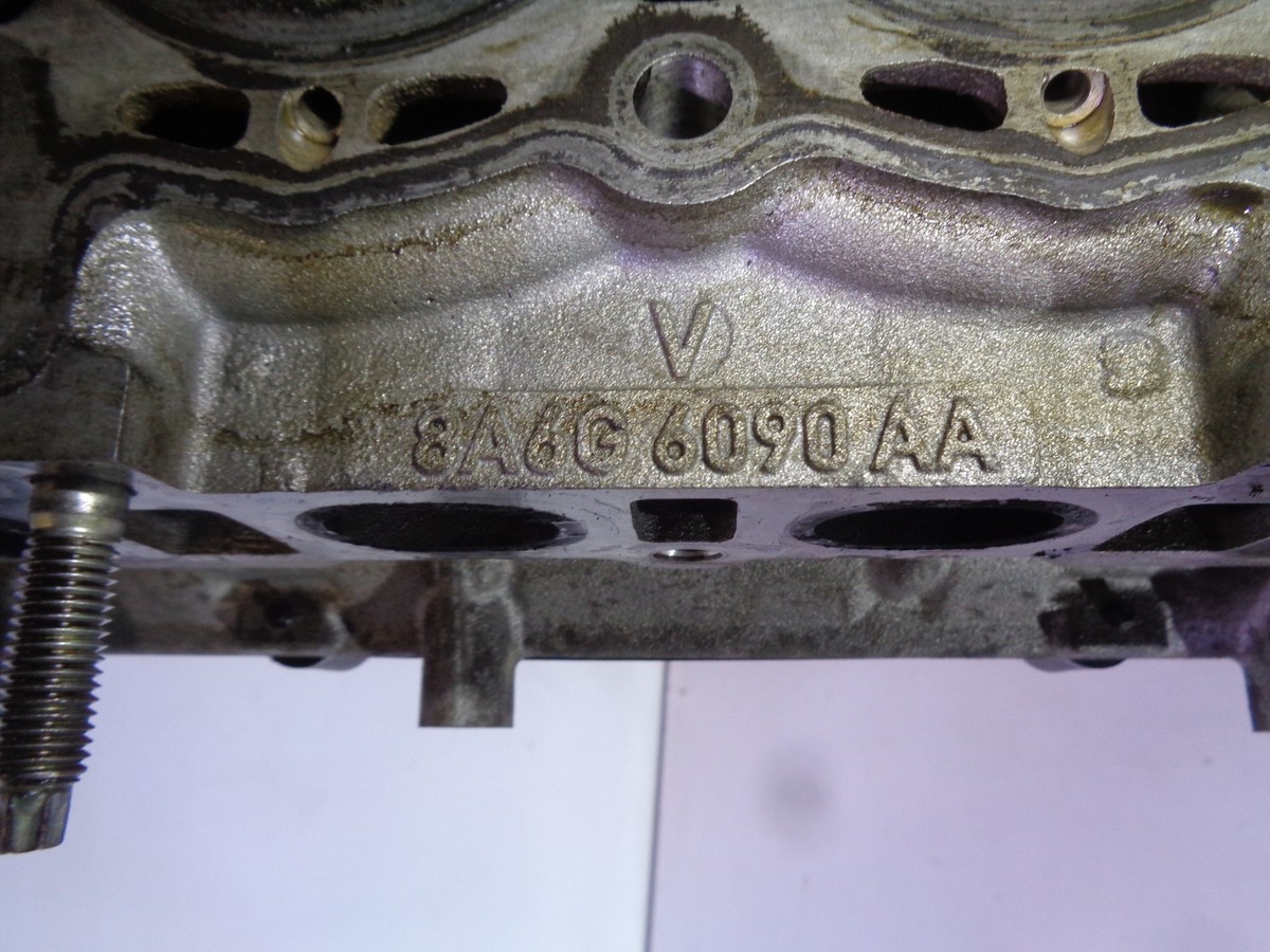 8A6G6090AA ZYLINDERKOPF DES MOTORS / 1904930 / 1546324 / 5017325 