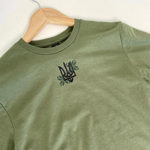 Camiseta Ucraniana con Tryzub Ucraniano Bordado y Adorno - Imagen 22 de 26