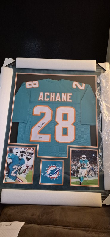 DE’VON ACHANE Signed Autographed Framed Jersey Beckett Cert.