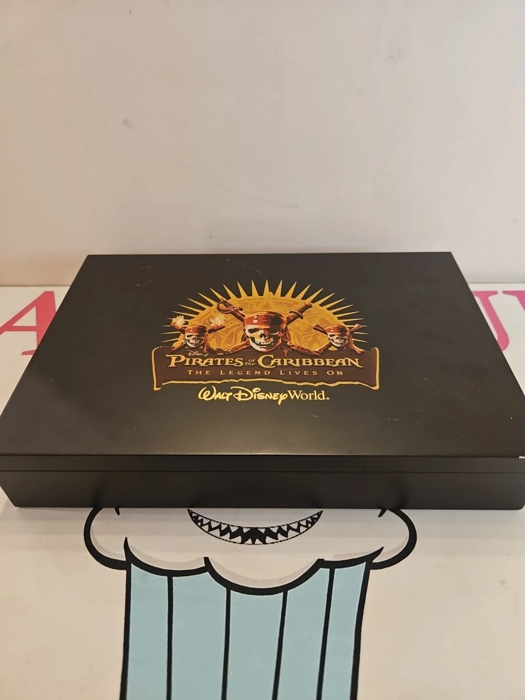 Walt Disney World Pirates Of The Caribbean Pin Box Set Limited Edition Of 500