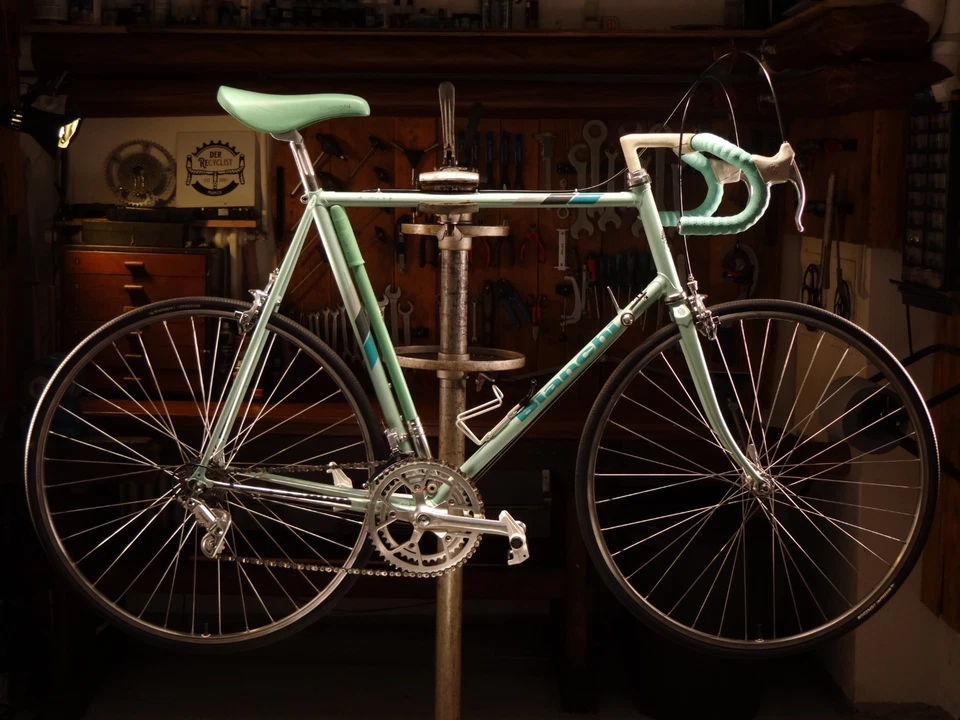 Bianchi Rekord 920 Rennrad Roadbike Campagnolo Victory Group Size 62cm